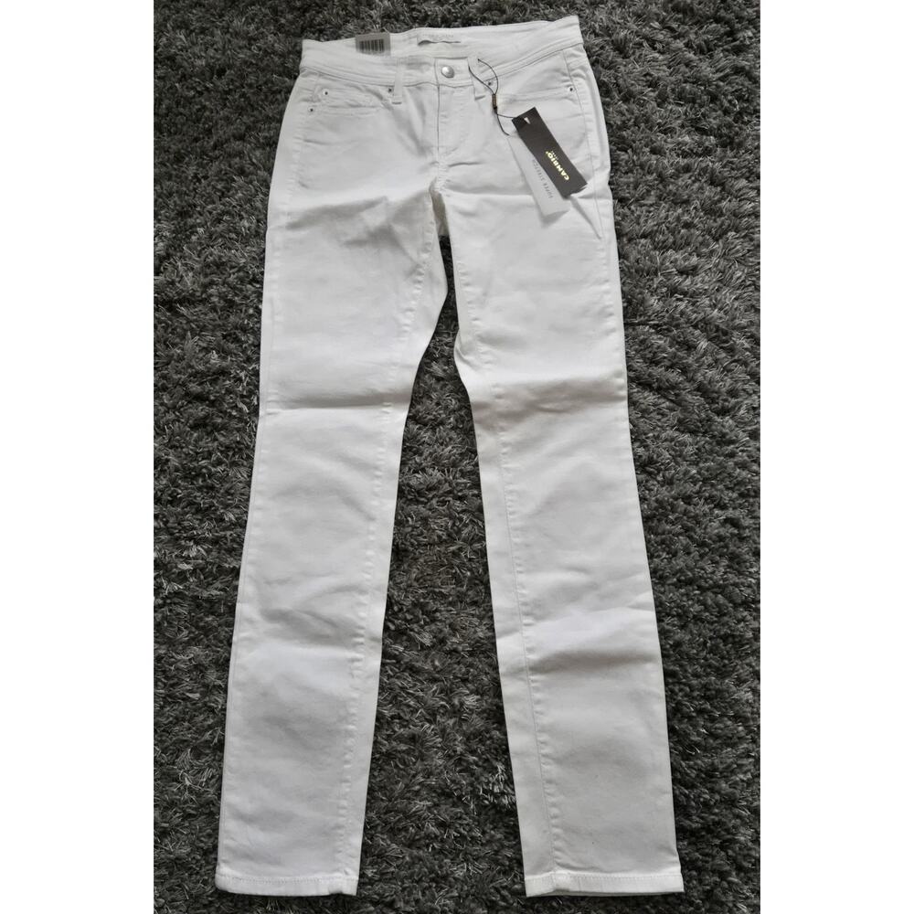 Cambio NWT Jeans Size US 6/Small Parla Short Solid White Cotton Blend Style 0041
